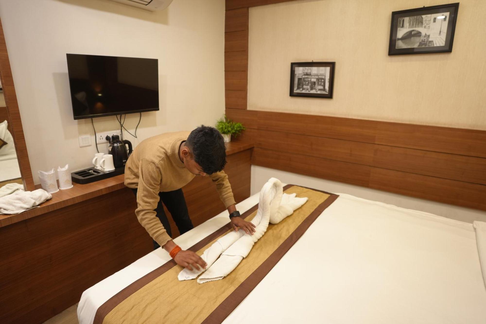 Hotel Silkhouse Premier Danapur Ngoại thất bức ảnh