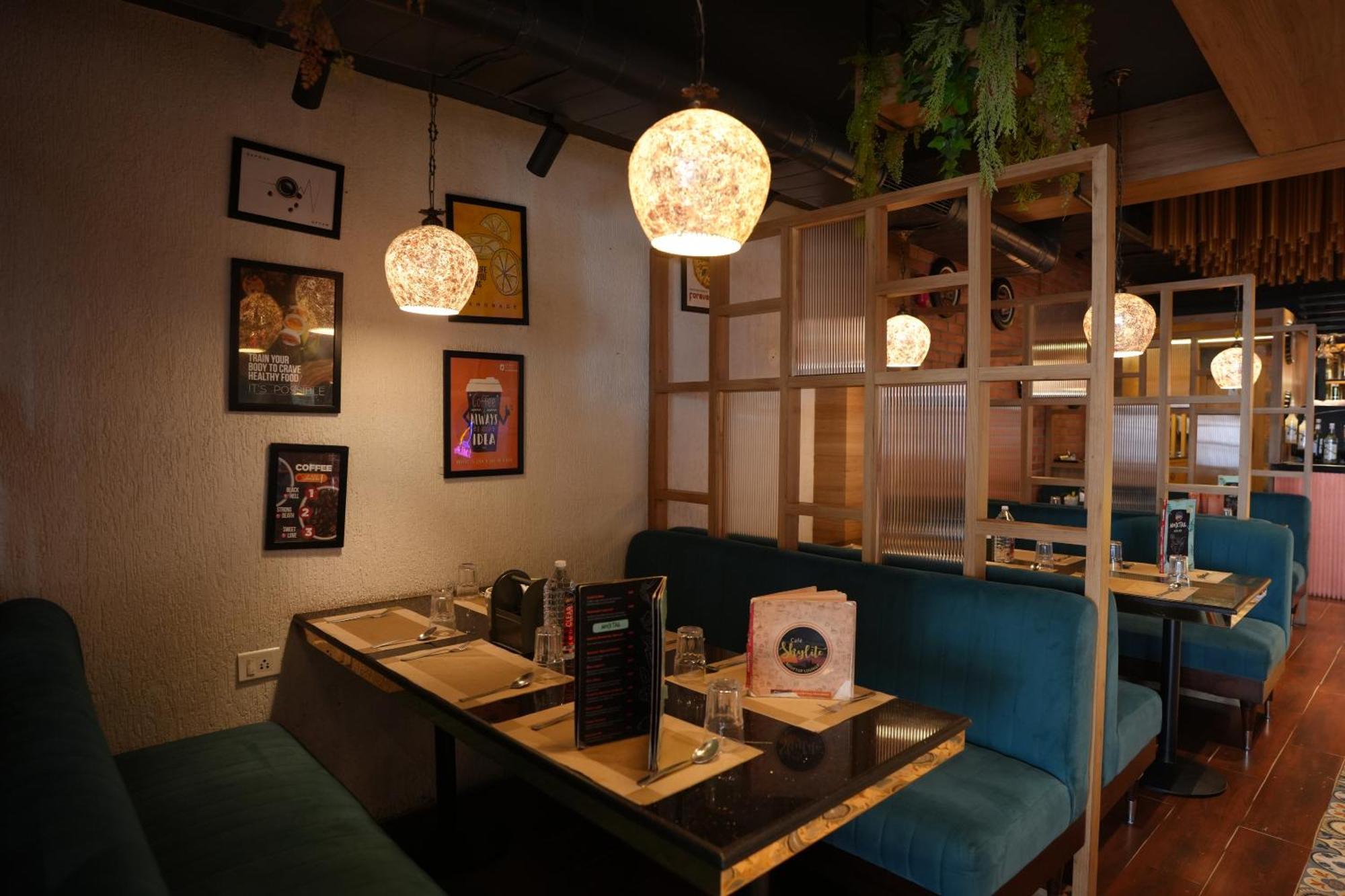 Hotel Silkhouse Premier Danapur Ngoại thất bức ảnh